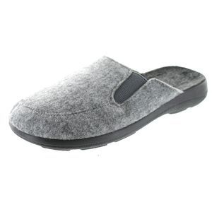 SC Home Collection 111 Gray Mens slippers 42 NEW